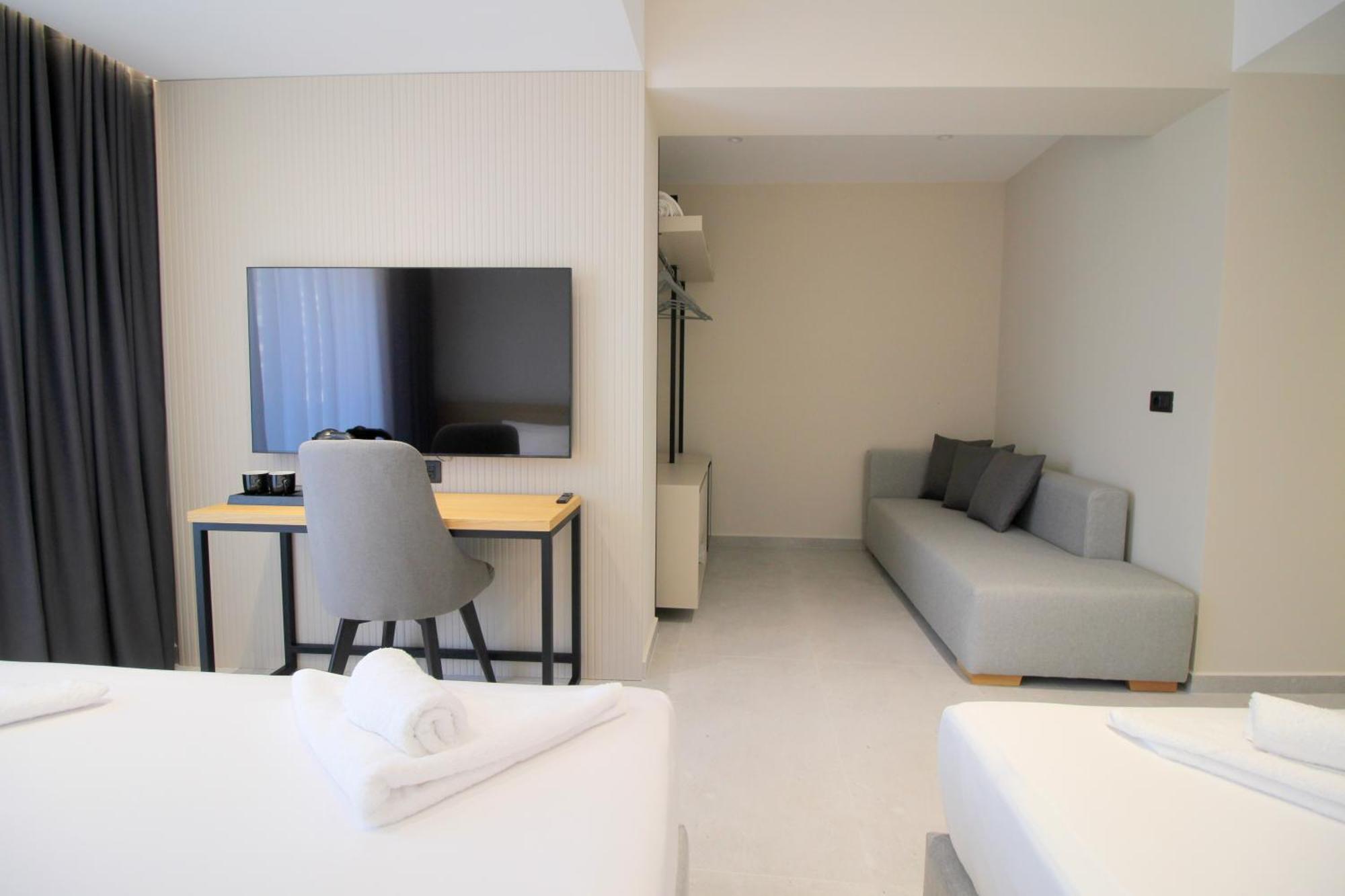 Niklas Boutique Hotel Sarande Exterior photo