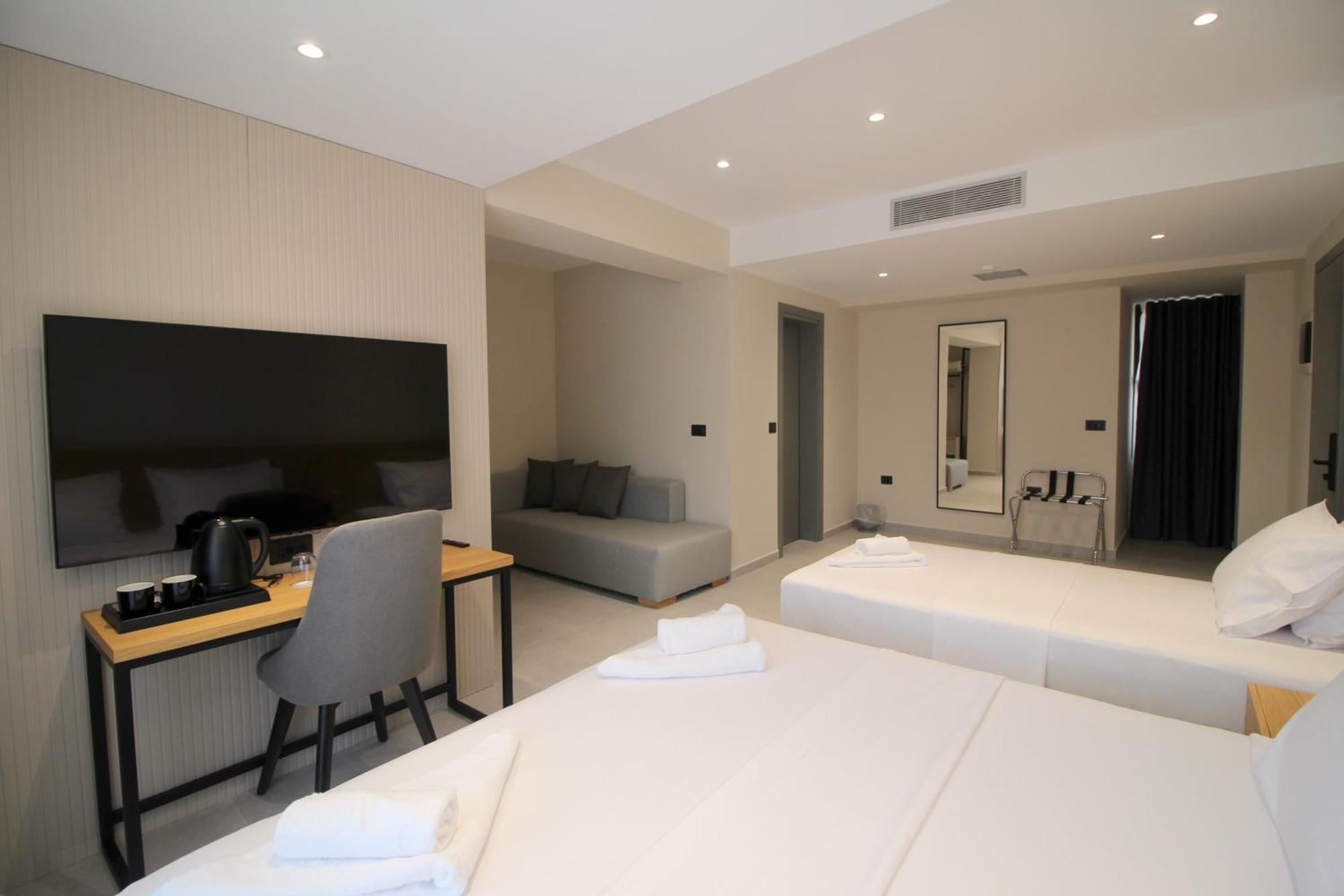 Niklas Boutique Hotel Sarande Exterior photo